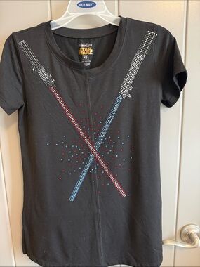 2019 Disney Park authentic Star Wars shirt!